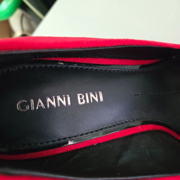 Gianni Bini Red Suede Unique Block Heel Point Toe Pumps Size 7.5M - Picture 8 of 8